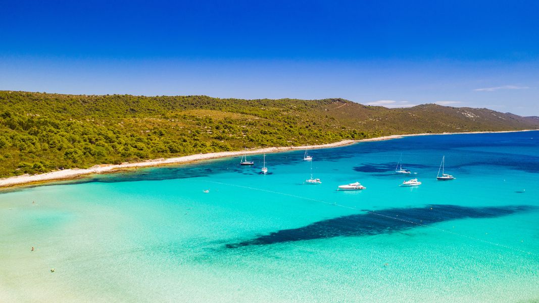 7 Gründe, warum ein Urlaub auf dem Boot alles schlägt