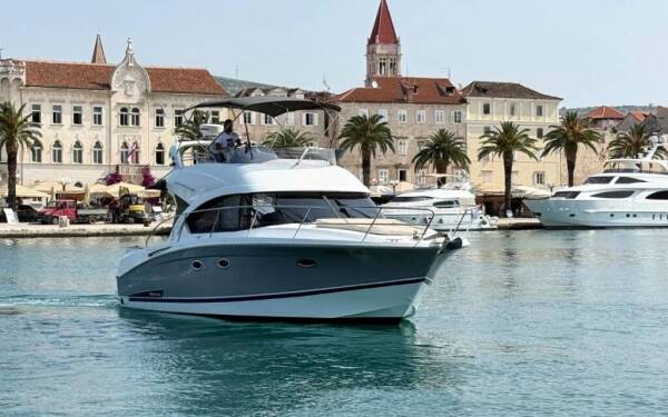 Antares 36 Antares 36