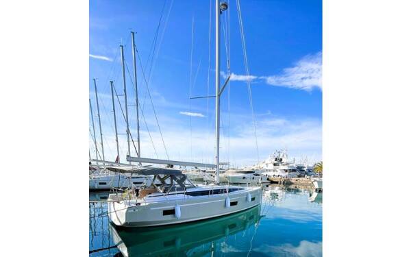 Bavaria C42 Christos