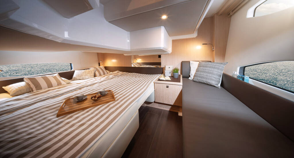 Bavaria SR36 Hard Top Lilian