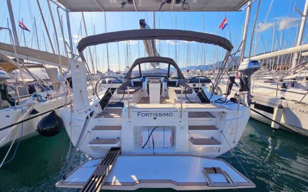 Dufour 44 Fortissimo