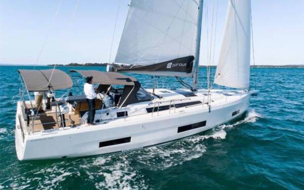 Dufour 470 Avanti