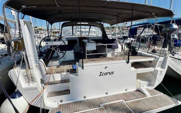 Dufour 470 Icarus