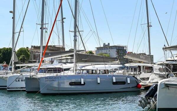 Excess 11 Island Blue V