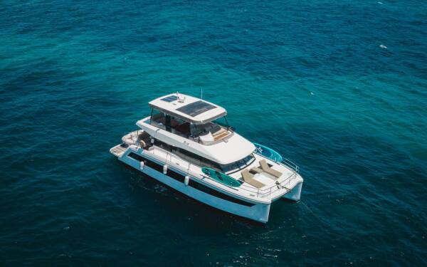 Fountaine Pajot MY6 Emy 6
