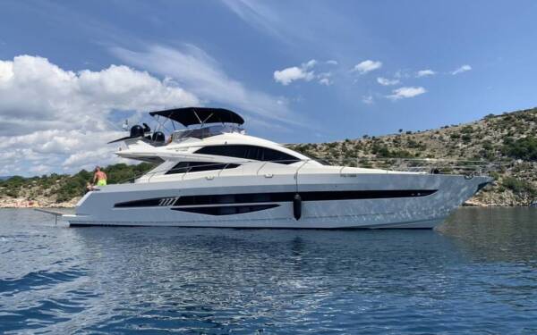 Galeon 700 Skydeck Obession Two