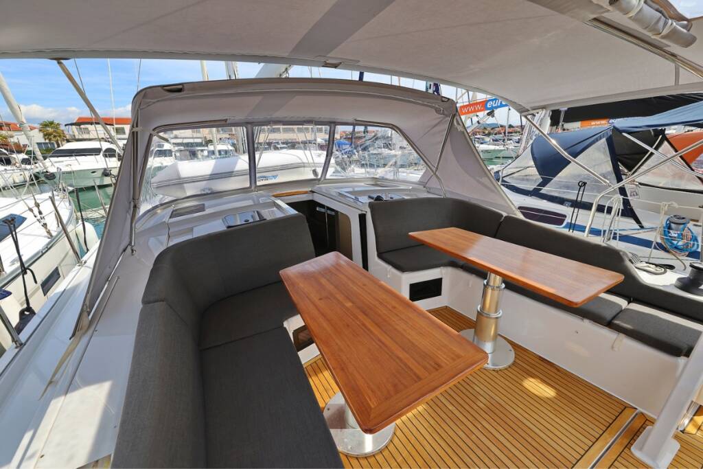 Hanse 410 Taja
