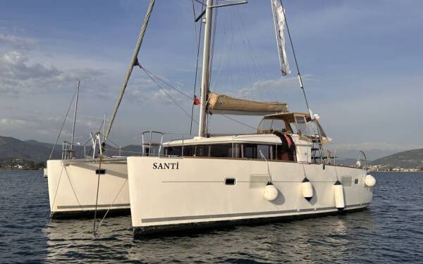 Lagoon 400 Santi