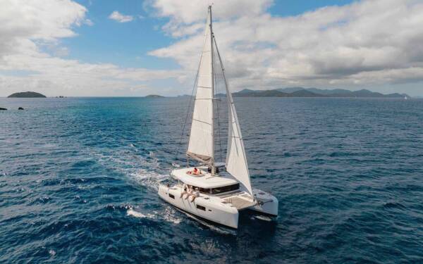 Lagoon 42 Island Riff