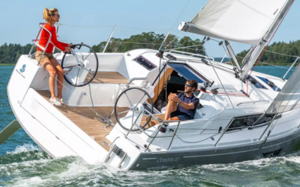 Oceanis 30.1 Miniscule