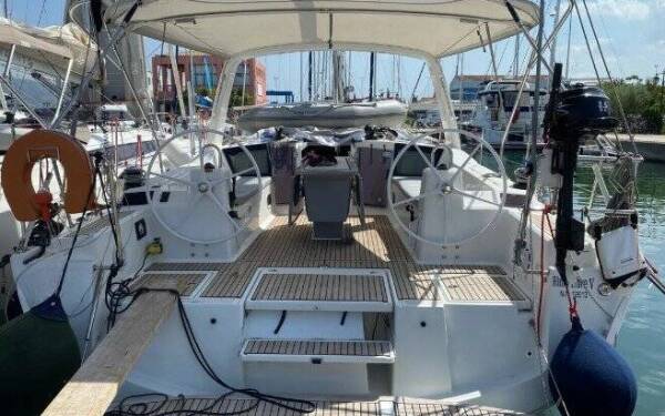 Oceanis 41.1 Alma Libre V