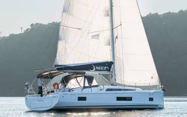 Oceanis 46.1 First Kiss