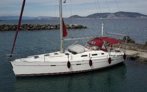 Oceanis Clipper 393 Crete