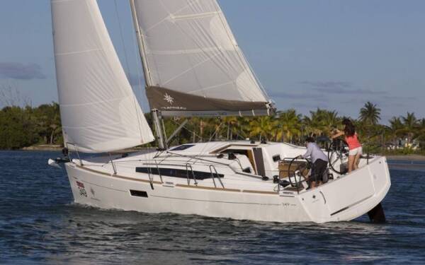 Sun Odyssey 349 LOON