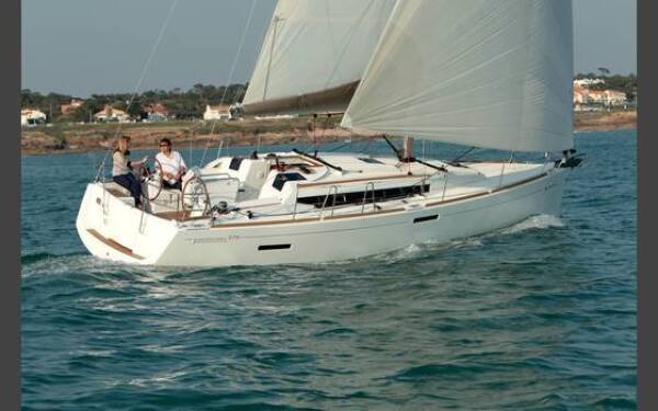 Sun Odyssey 379 Topaze